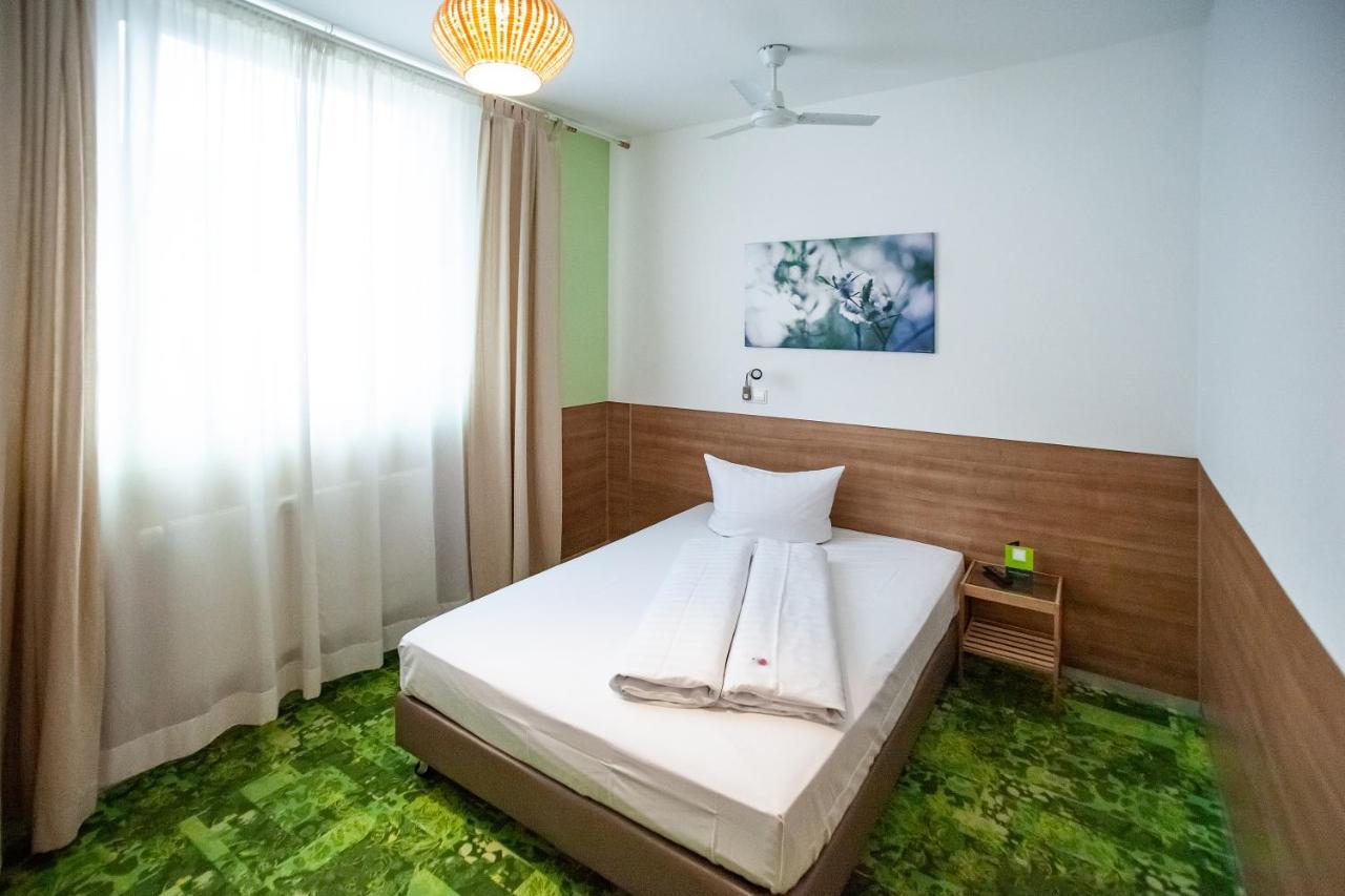 Come Inn Landshut Esterno foto