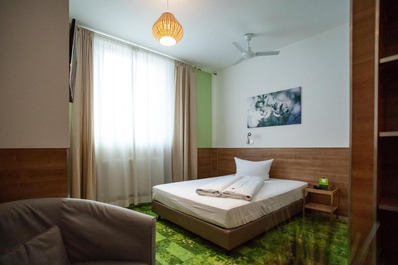 Come Inn Landshut Esterno foto